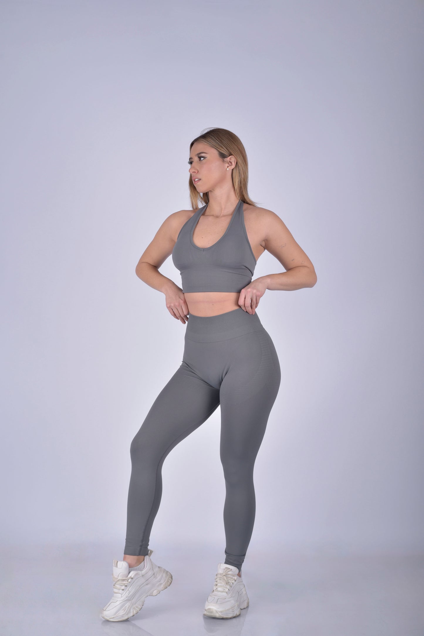 Essential Leggings Gris