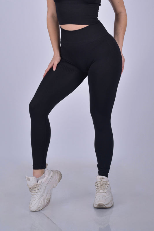 Essential Leggings Negro